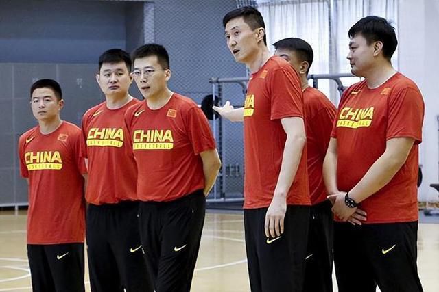 两对情侣的热点