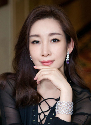 老师把腿抬高撕开白丝袜喷水视频